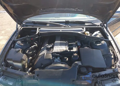 2006 BMW 325Ci from USA, damaged, VIN WBABW33456PX83563